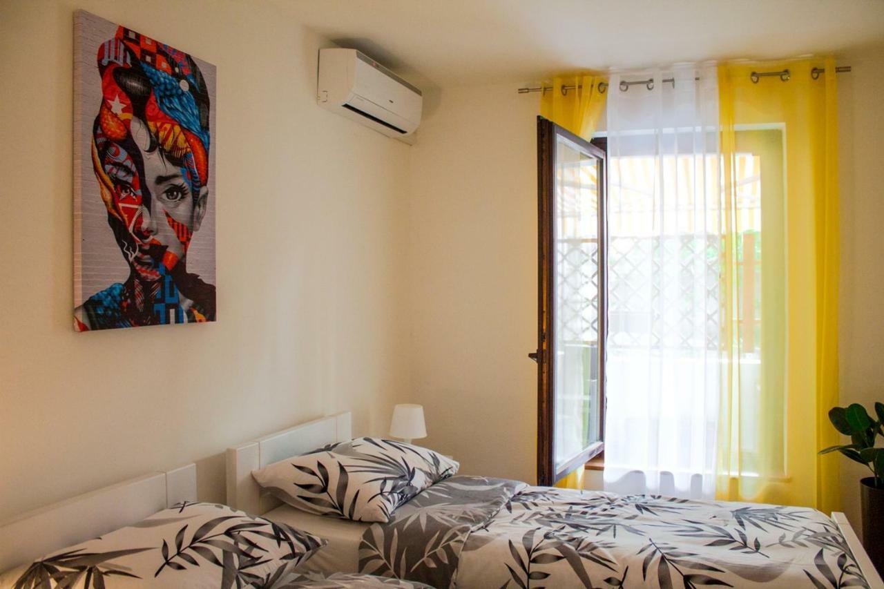 Apartment Kaya Pula Bagian luar foto