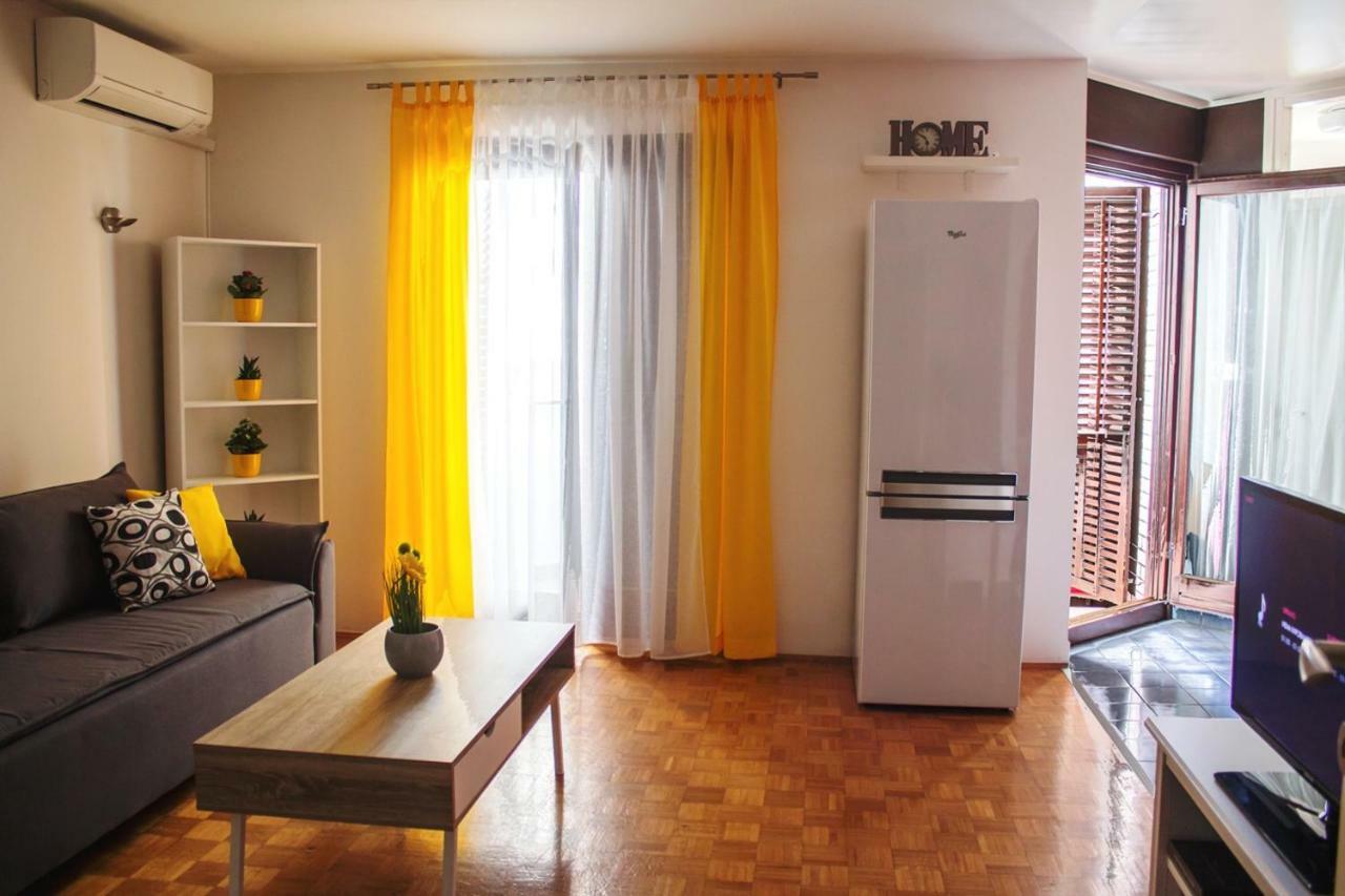 Apartment Kaya Pula Bagian luar foto